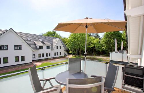 Lobbe Apartment | strandnahe FeWo mit Balkon, gratis Nutzung vom AHOI Erlebnisbad und Sauna in Sellin - Rex Rugia FeWo 10-7