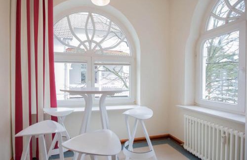 Binz Apartment | Strandvillen Binz - Ferienwohnung mit Meerblick und 2 Schlafzimmern SV-711