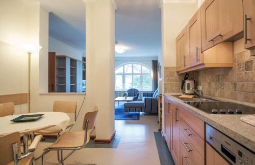 Binz Apartment | Strandvillen Binz - Ferienwohnung mit Meerblick und 2 Schlafzimmern SV-711