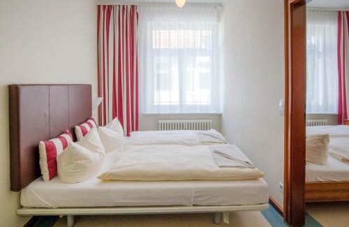 Binz Apartment | Strandvillen Binz - Ferienwohnung mit Meerblick und 2 Schlafzimmern SV-711