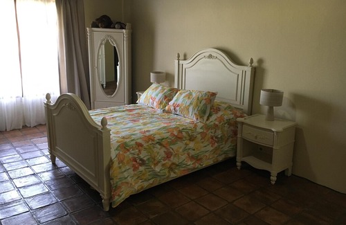 Medellin Villa | Strategically located in central Veracruz, close to everything. Here you rest.