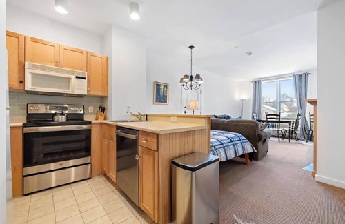 Stratton Mountain Condo | Stratton Mountain Resort ~ Long Trail House with direct mountain views