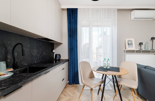 Srodmiescie Apartment | STREFA PROGRESS Cozy Stay Studio