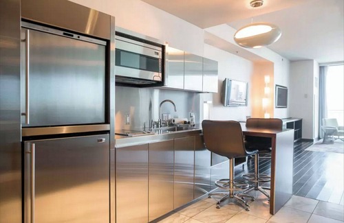Las Vegas Hotel | Strip View Modern Luxury Condo
