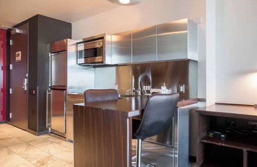 Las Vegas Hotel | Strip View Modern Luxury Condo