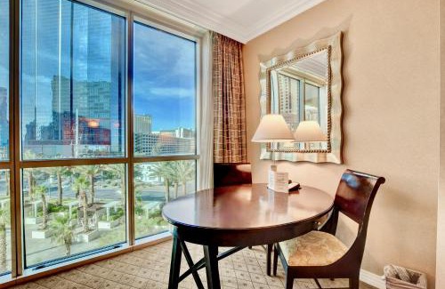 Las Vegas Apartment | Strip View Suites - No Resort Fee !