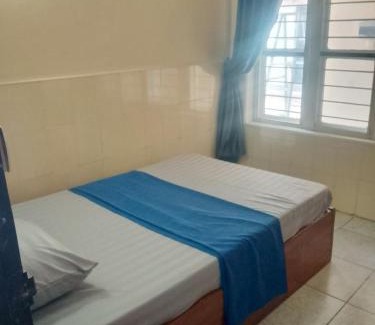 Kampot House | Studebaker Guesthouse