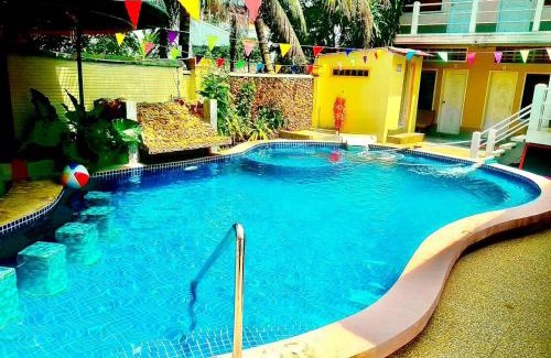 Kampot House | Studebaker Guesthouse