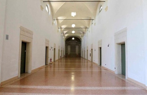 Reggio nell'Emilia Hostel | Student's Hostel Della Ghiara