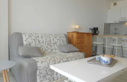 Saint-Gilles-Croix-de-Vie Apartment | Studio cabin 4 pers, parking, beach, 2 stars, Saint-Gilles-Croix-de-Vie