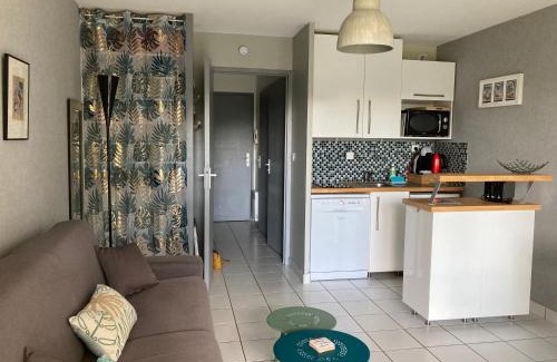 La Baule-Escoublac Apartment | Studio à 300m de la plage, parc, piscine, terrasse