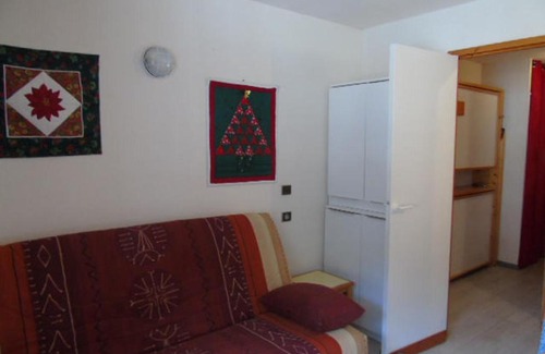 Valfrejus Apartment | Studio à Valfréjus près des pistes, balcon ouest, 3 pers - FR-1-561-39