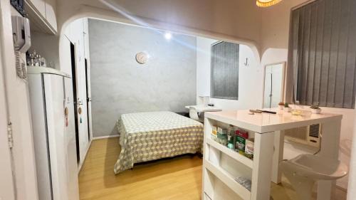 Leblon Apartment | Studio 108 Leblon Bartho