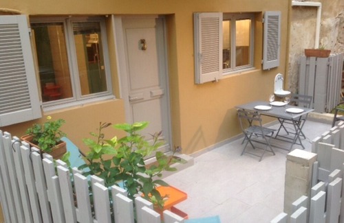 Ajaccio Apartment | STUDIO 2/3 pers Ajaccio, downtown