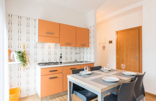 Malcesine Apartment | Studio 2 in "Residence la Pergola" with Balcony, Pool; Parking Available