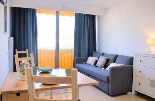 Le Lavandou Apartment | Studio 2 pers au Lavandou, près plage, parking, ménage inclus - FR-1-251-78