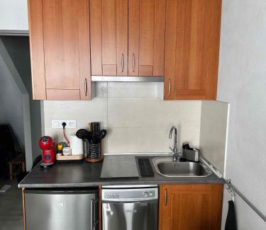 La Mongie Apartment | Studio 24 m2 - Classé 2 étoiles - LA MONGIE TOURMALET - Pied des Pistes - Balcon Plein Sud - Parking Public