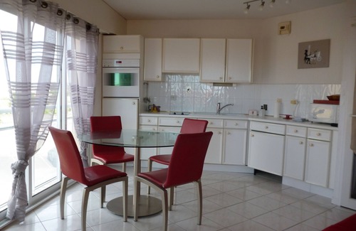 La Chaume Apartment | Studio 4 Pers. Swimming pool. Parking. wild coast.