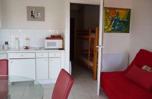 La Chaume Apartment | Studio 4 Pers. Swimming pool. Parking. wild coast.
