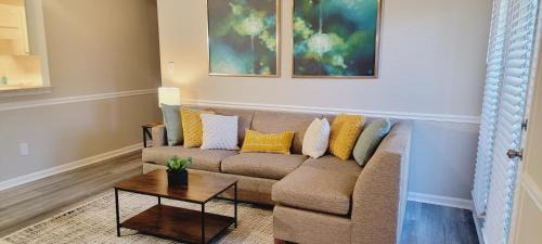 Pine Forest Apartment | Studio 409 - Accessible with Premium Wifi