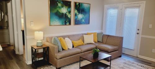 Pine Forest Apartment | Studio 409 - Accessible with Premium Wifi