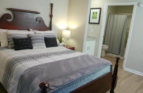 Pine Forest Apartment | Studio 415 - Accessible 1st Floor with Self Check-in
