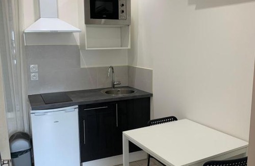 Bas-Vernet Apartment | Studio #441 climatisé à 10 min des plages