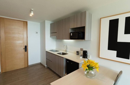 Historical District Apartment | Studio 56 by Terrado