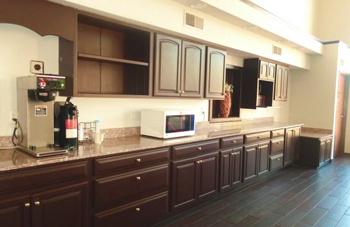 Elkhart Hotel | Studio 6 Elkhart, IN- Kitchenette Rooms