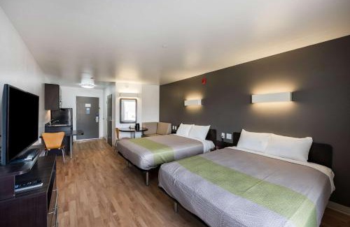 Sparks Hotel | Studio 6-Mccarran, NV - Sparks - Tahoe - Reno Industrial Center