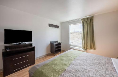 Sparks Hotel | Studio 6-Mccarran, NV - Sparks - Tahoe - Reno Industrial Center