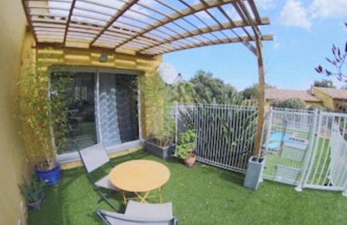San-Gavino-di-Carbini Apartment | Studio air-conditioning at Pierre's