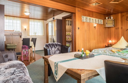 Friedrichshafen Apartment | Studio Apartment “Haus Marschall - Wohnung 4” directly on Lake Constance with Lake View