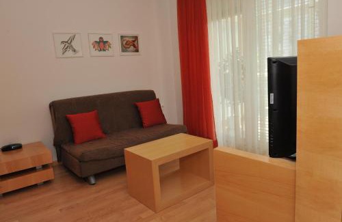 Bezigrad District Apartment | Studio Apartment Bor Tour As Ljubljana