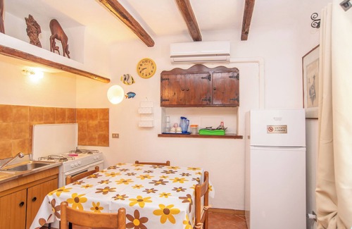 Porto Rafael Apartment | Studio Apartment Close to the Beach with Garden