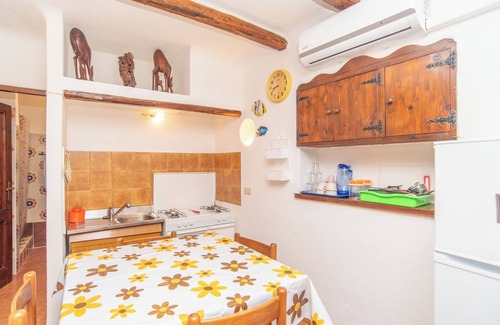 Porto Rafael Apartment | Studio Apartment Close to the Beach with Garden