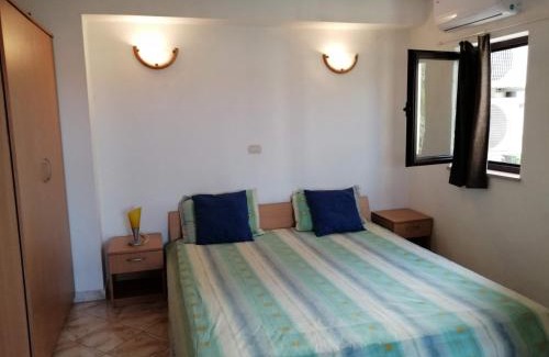 Funtana Apartment | Studio apartment in Funtana with balcony, air conditioning, WiFi, washing machine 4982-8