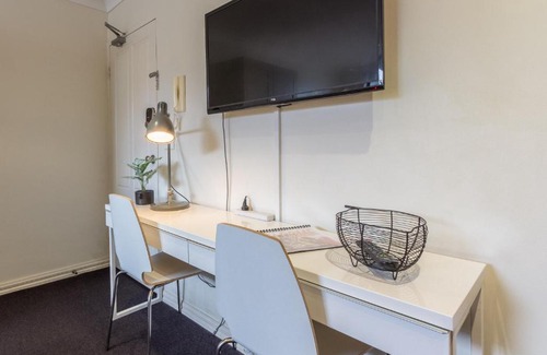 Fitzroy Apartment | Studio Apartment in the heart of Fitzroy