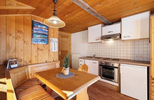 Valle di Casies Apartment | Studio Apartment 'Jelerhof Apt Talblick' with Mountain View, Shared Garden and Wi-Fi