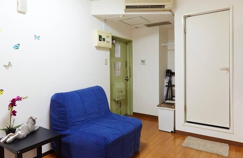 Shinkawa Apartment | Studio Apartment Kayabacho KA1 / W&E