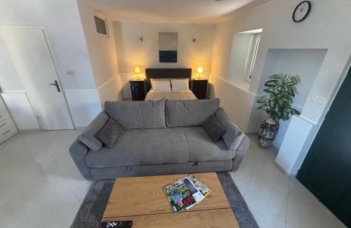 Krapanj Apartment | Studio Apartment Krapanj