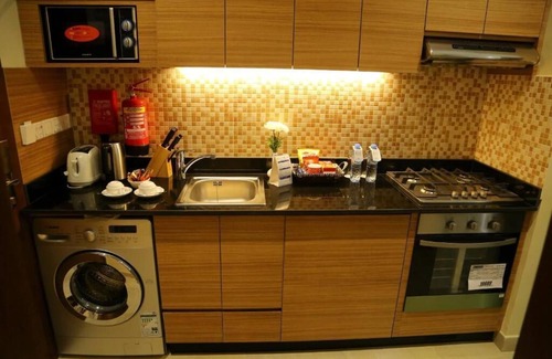 Al Barsha 1 Apartment | Studio Apartment Next to Mall of Emirates, Al Barsha