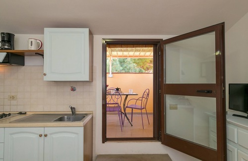 Cecina Apartment | Studio Apartment 'Podere Nuti - Monolocale L'Eccezione' with Shared Pool and Air Conditioning