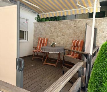 Split Apartment | Studio Apartment Sweet dreams
