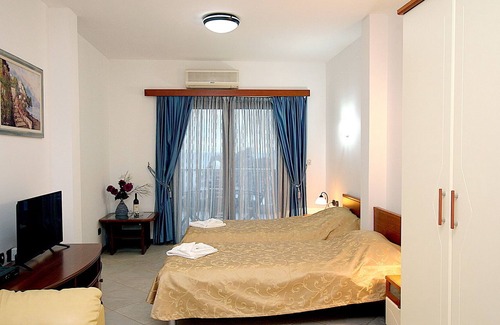 Rafajlovici Apartment | Studio Apartment With Sea View