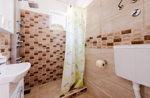 Sutomore Apartment | Studio Apartment with Partial Sea View