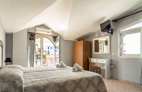 Lixouri Apartment | Studio Apartment 'Zois 5' with Shared Garden, Wi-Fi and Air Conditioning