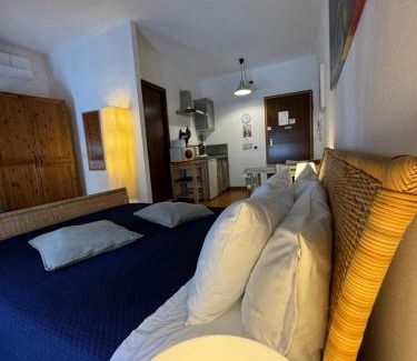 Cagliari Apartment | Studio Apartments Centro Storico Via Manno