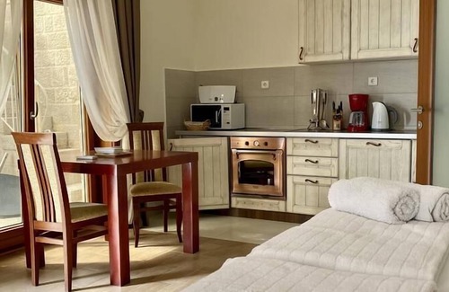 Rezevici Apartment | Studio Apt #9 @Pietra Mare Apts