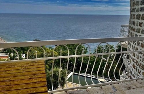 Rezevici Apartment | Studio Apt #9 @Pietra Mare Apts